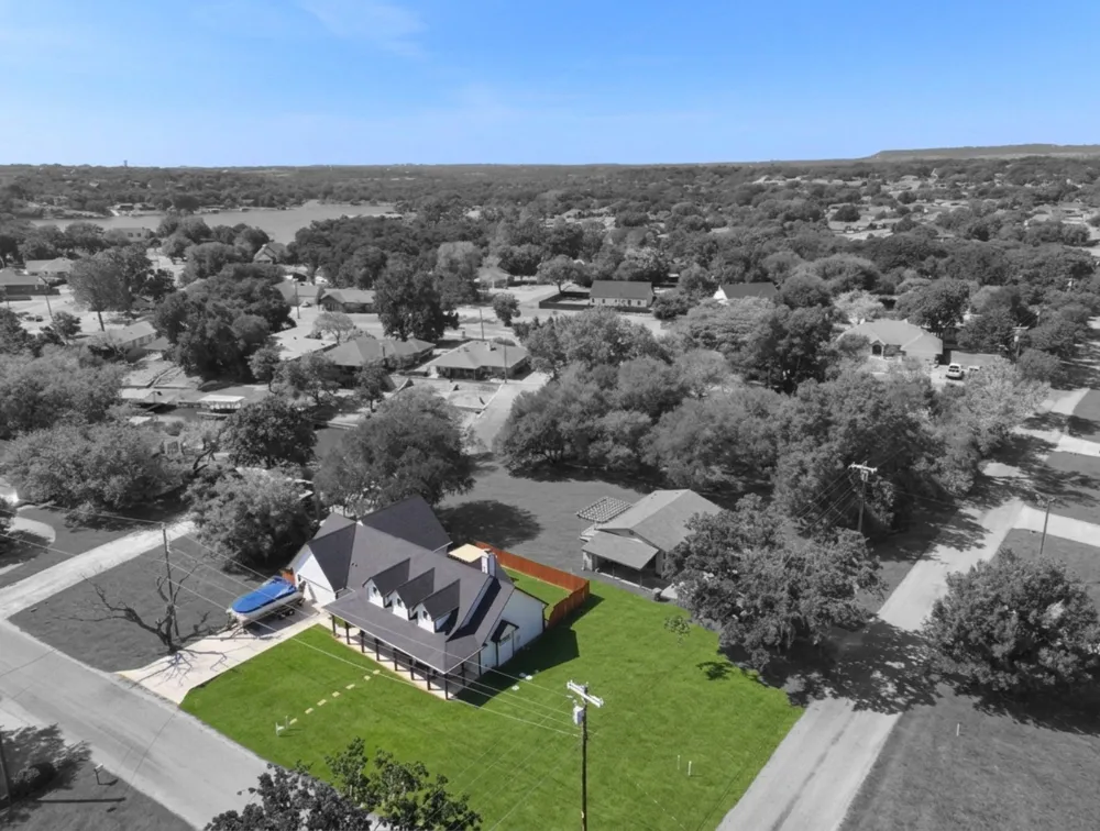 4000 Sioux Court Granbury, TX 76048