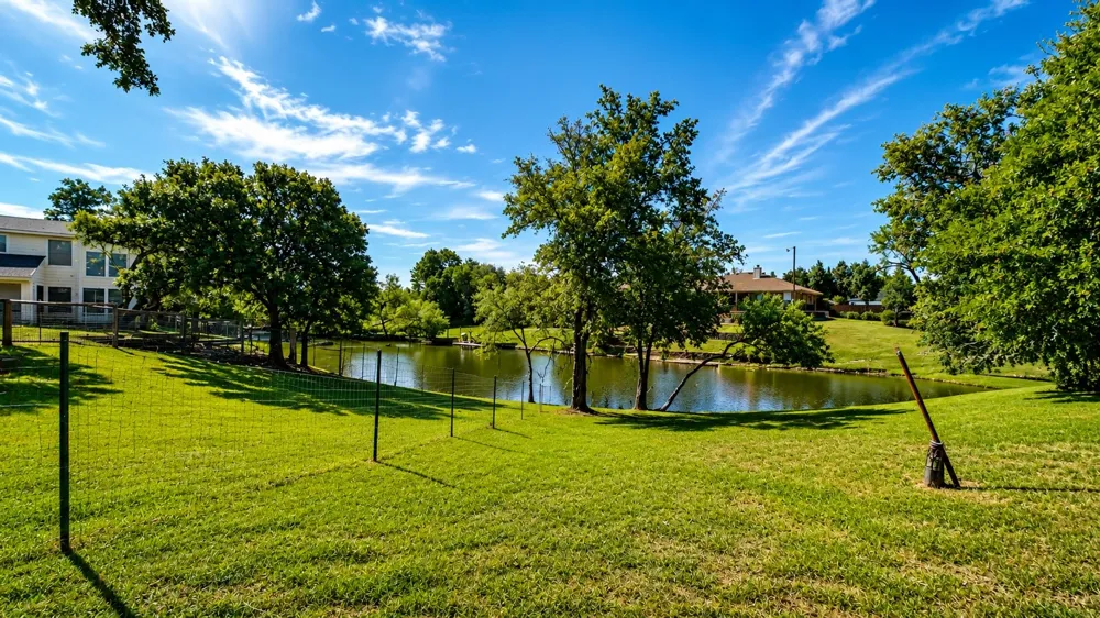 4000 Sioux Court Granbury, TX 76048