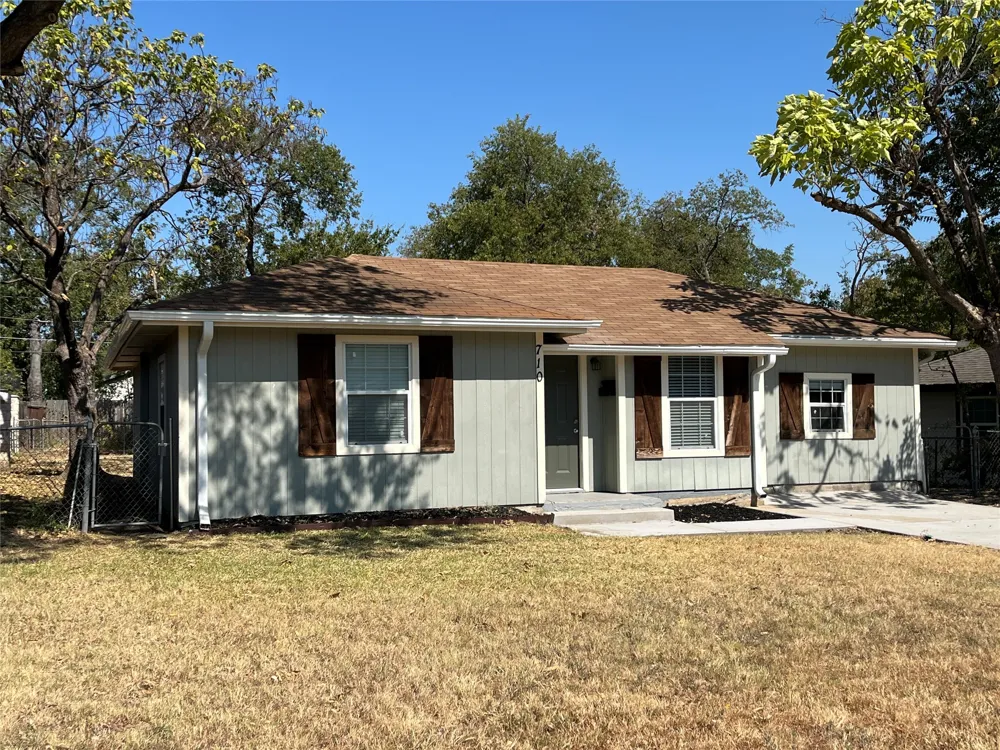 710 Apache Trace Grand Prairie, TX 75051