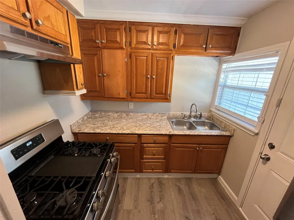 710 Apache Trace Grand Prairie, TX 75051