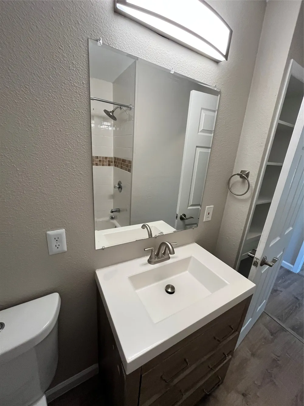 710 Apache Trace Grand Prairie, TX 75051