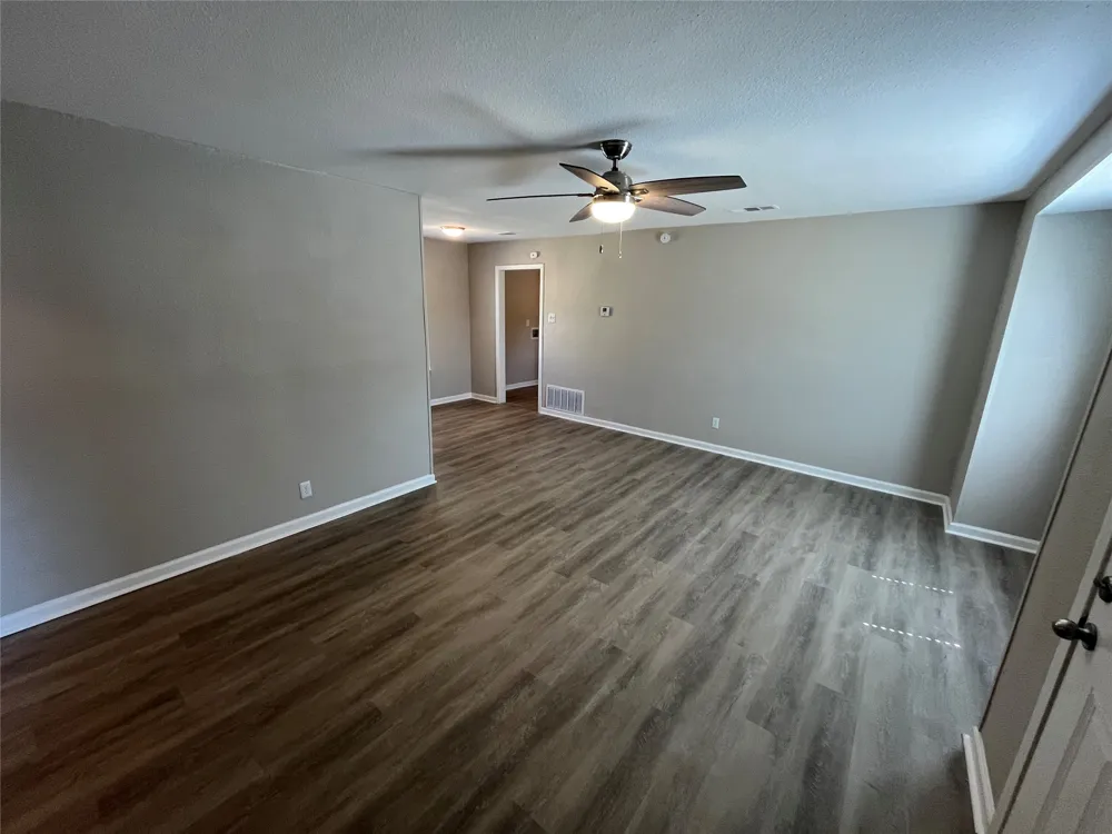 710 Apache Trace Grand Prairie, TX 75051