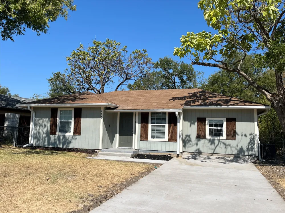 710 Apache Trace Grand Prairie, TX 75051