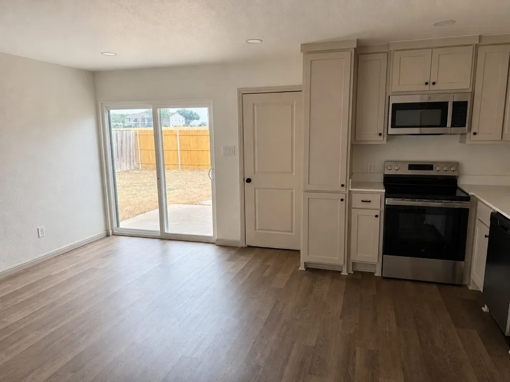 402 Nolan River Road #A Cleburne, TX 76033