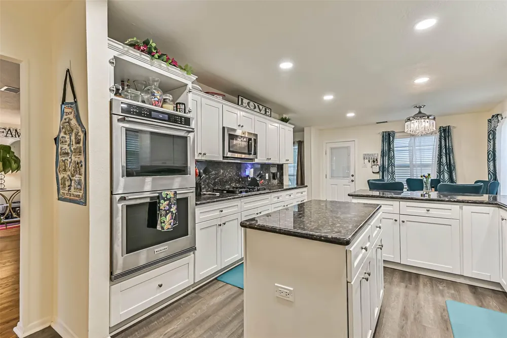 2115 Aberdeen Drive League City, TX 77573