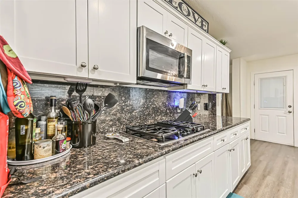 2115 Aberdeen Drive League City, TX 77573