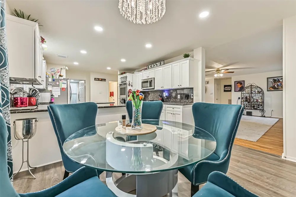 2115 Aberdeen Drive League City, TX 77573