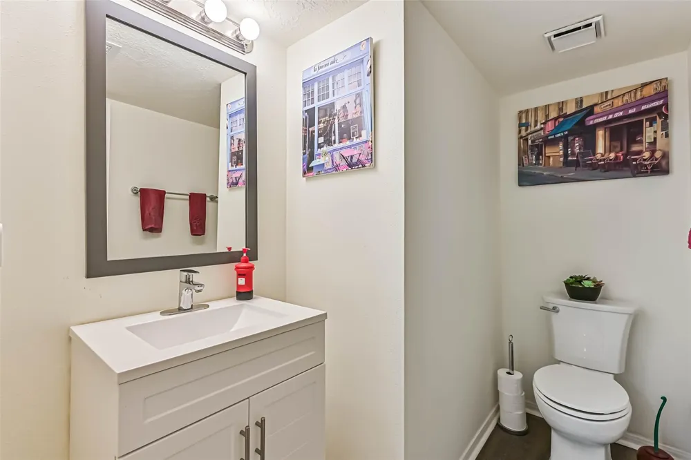 2115 Aberdeen Drive League City, TX 77573