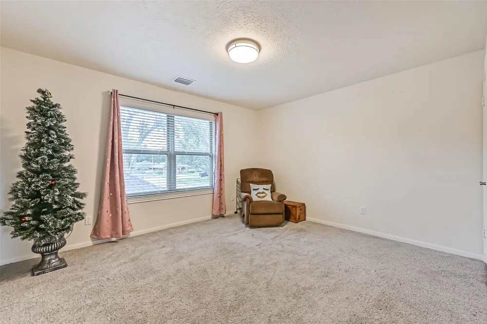 2115 Aberdeen Drive League City, TX 77573