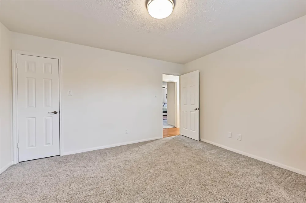 2115 Aberdeen Drive League City, TX 77573