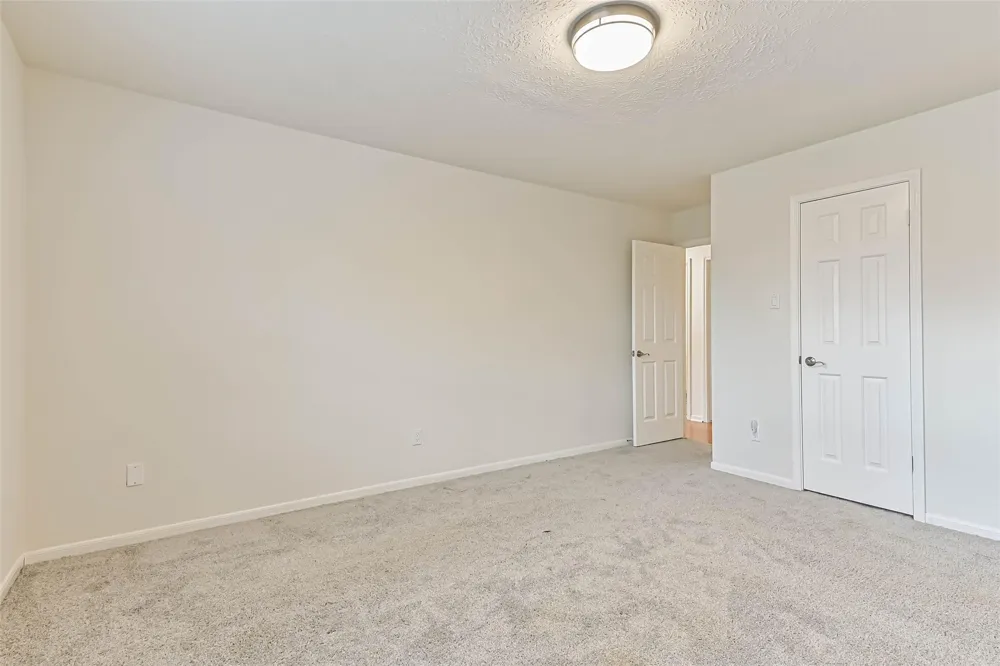 2115 Aberdeen Drive League City, TX 77573