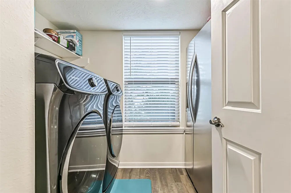 2115 Aberdeen Drive League City, TX 77573