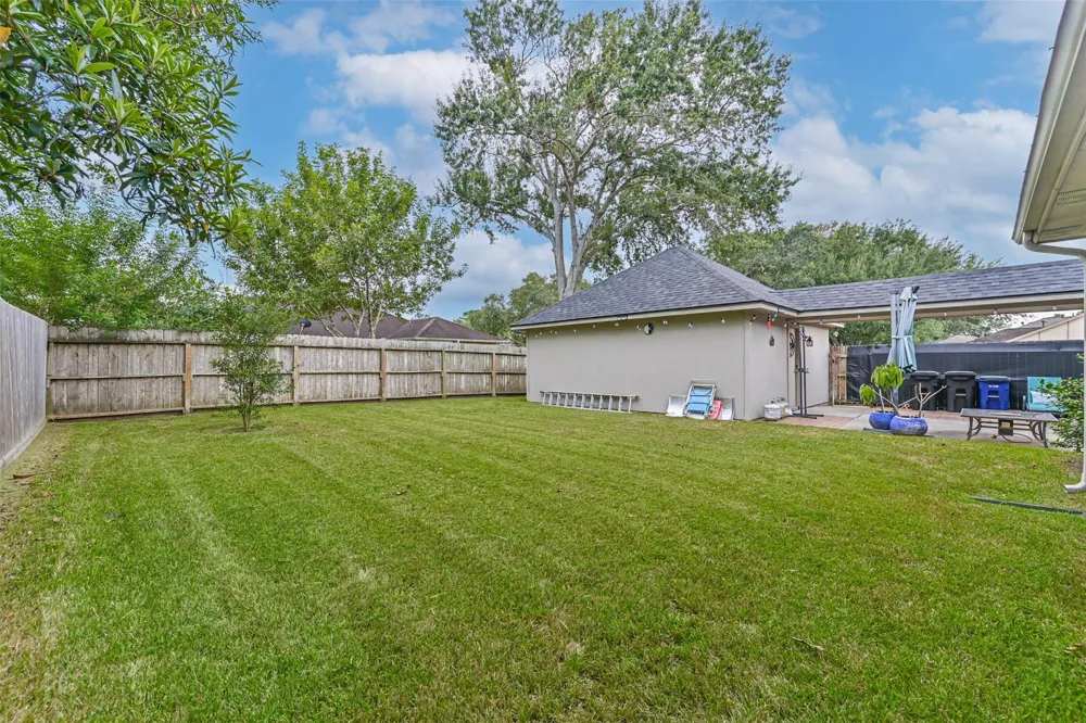 2115 Aberdeen Drive League City, TX 77573