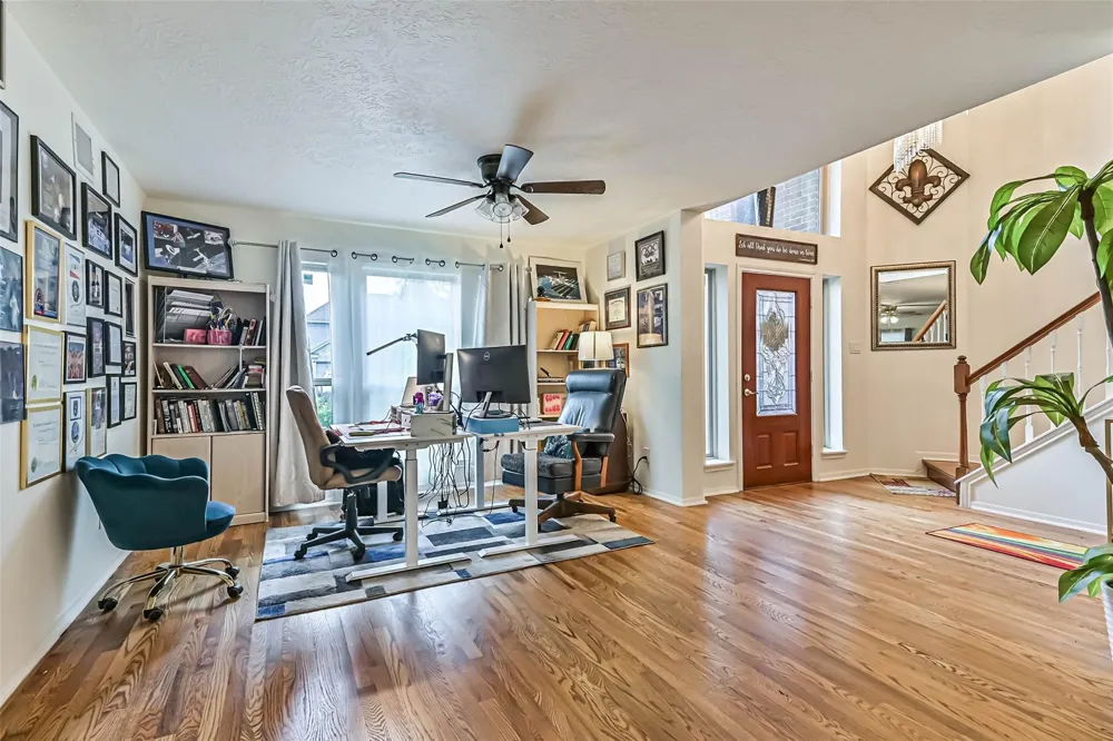 2115 Aberdeen Drive League City, TX 77573