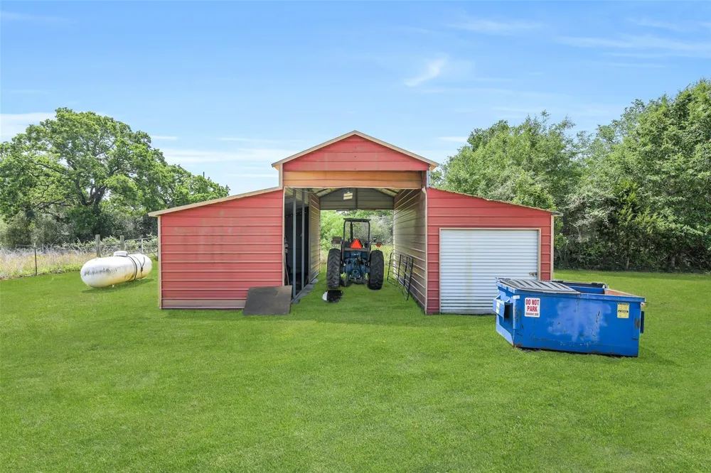 41545 Fm 3346 Road Hempstead, TX 77445