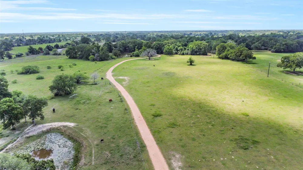 41545 Fm 3346 Road Hempstead, TX 77445