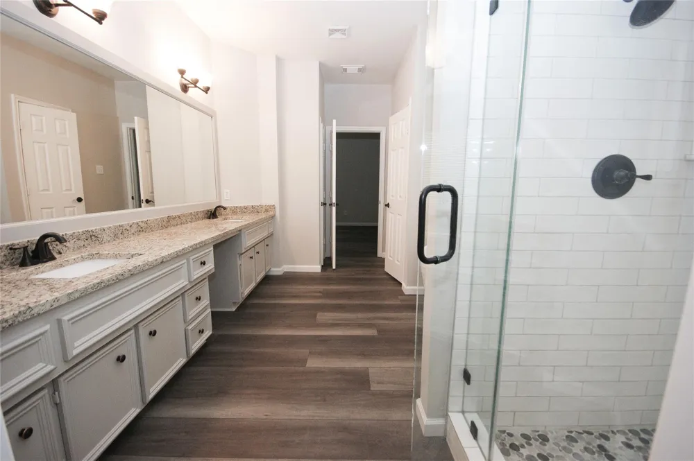 2905 Autumn Creek Drive Friendswood, TX 77546
