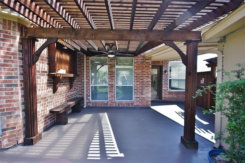 2905 Autumn Creek Drive Friendswood, TX 77546