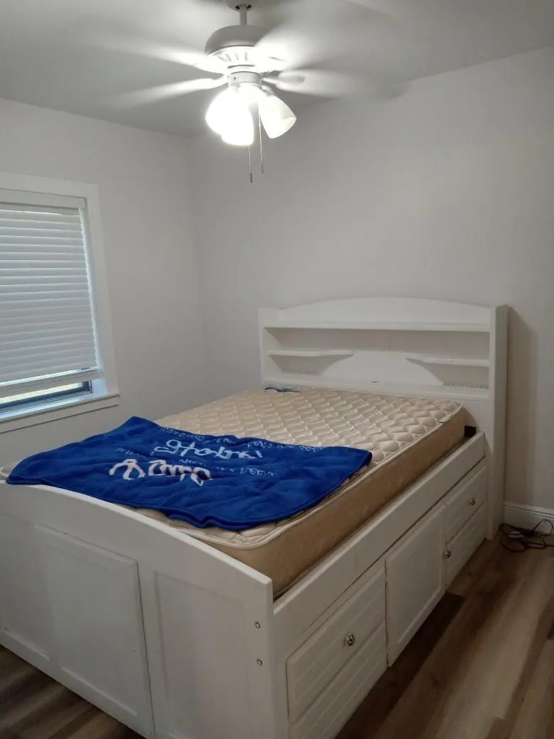 3211 Penn Street Houston, TX 77093