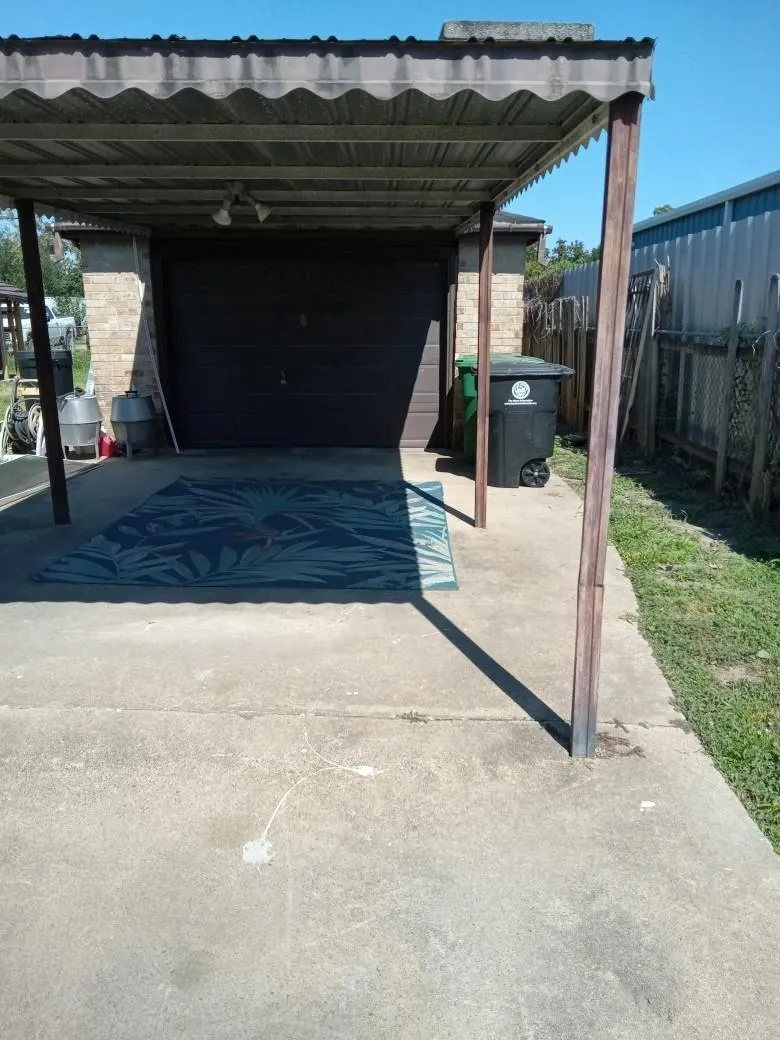 3211 Penn Street Houston, TX 77093