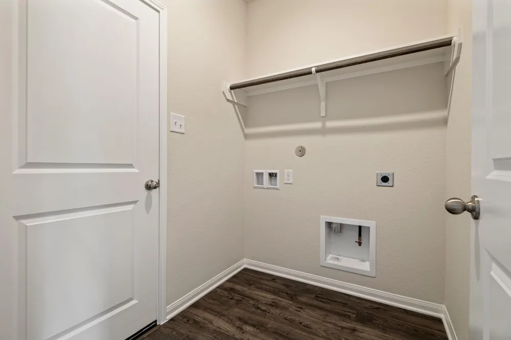 356 Fastboy Lane Waller, TX 77484