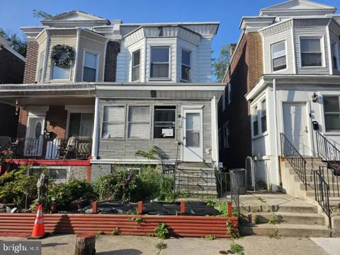 1424 W SPARKS STREET
