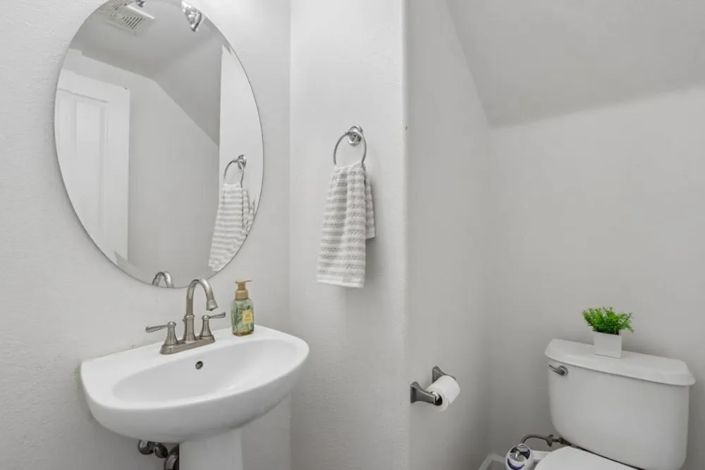 3513 Strada Circolare San Jose, CA 95135
