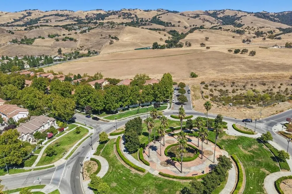 3513 Strada Circolare San Jose, CA 95135