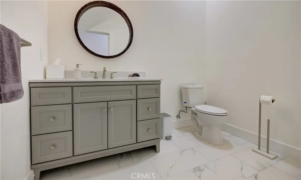 1849 Los Encinos Glendale, CA 91208