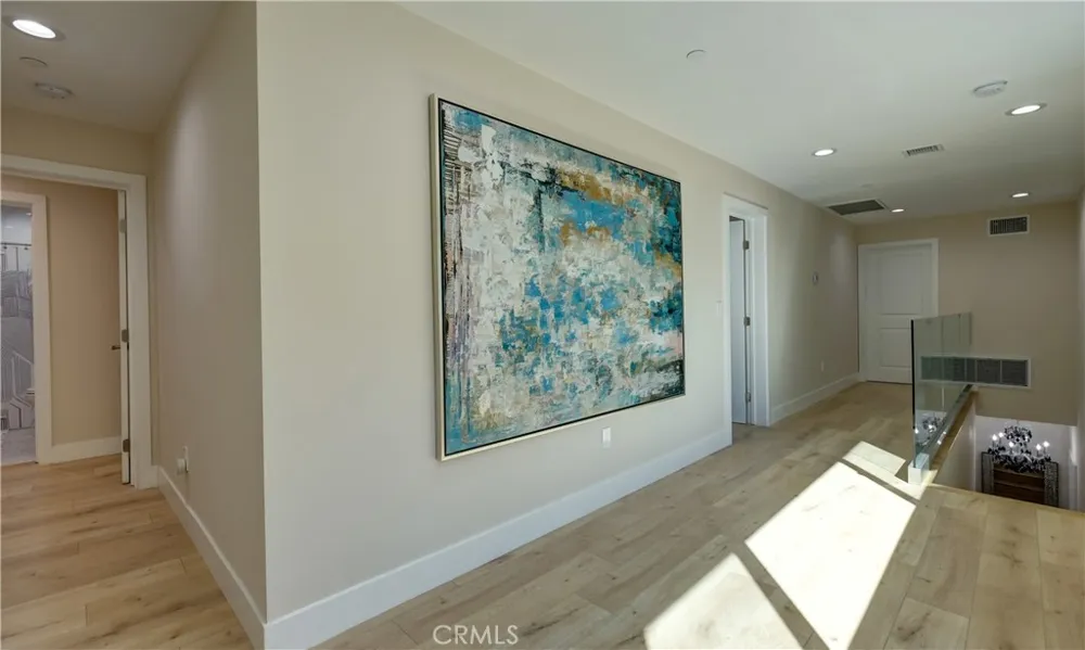 1849 Los Encinos Glendale, CA 91208