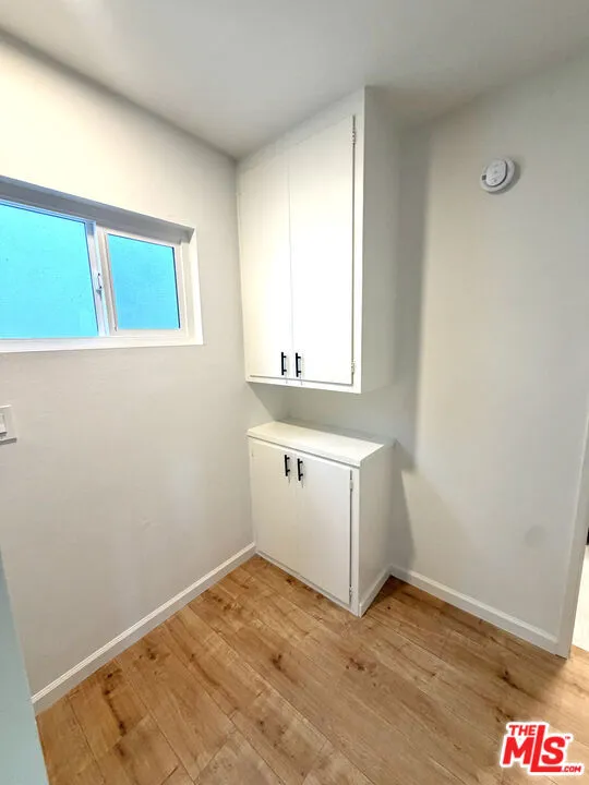 8535 Lookout Mountain Avenue Los Angeles, CA 90046
