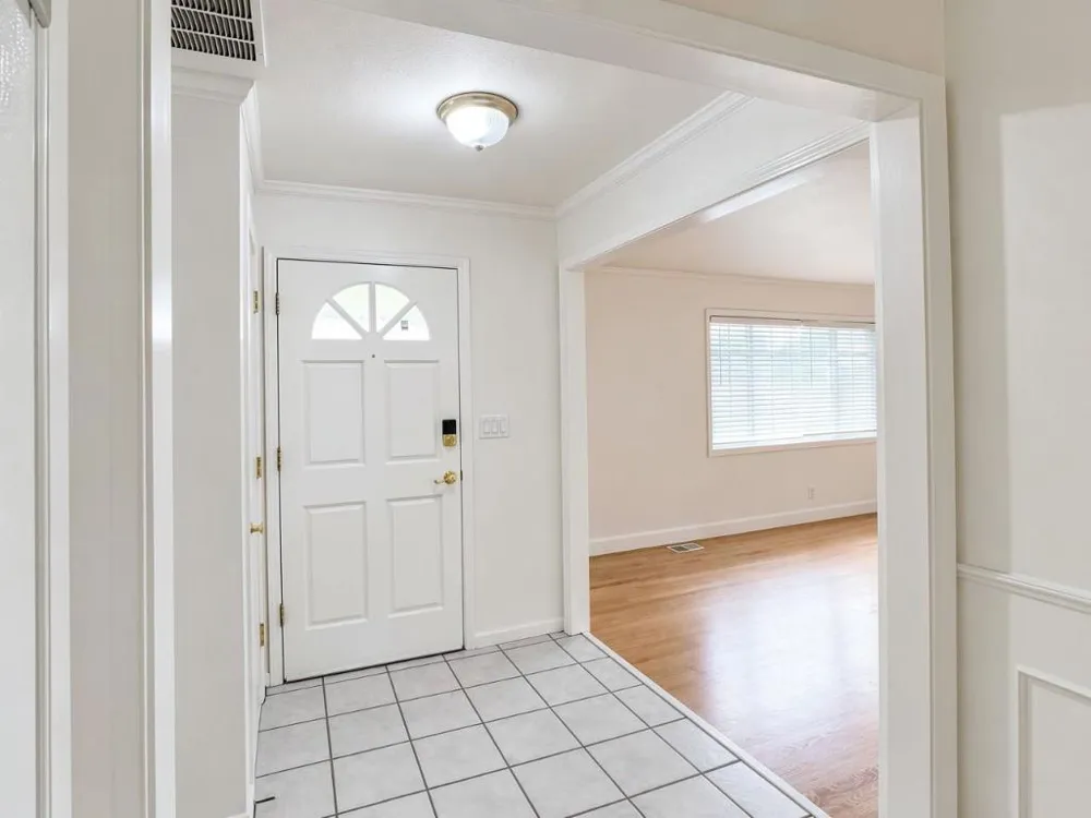10 Chalon Circle Salinas, CA 93901