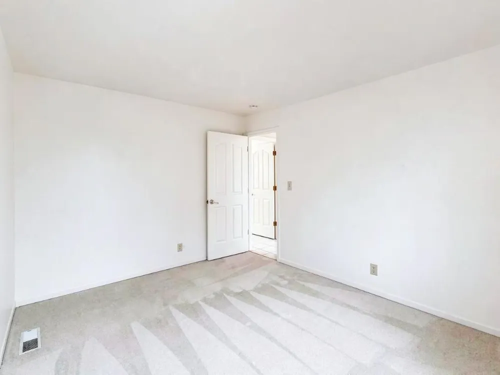 10 Chalon Circle Salinas, CA 93901