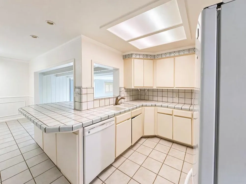 10 Chalon Circle Salinas, CA 93901