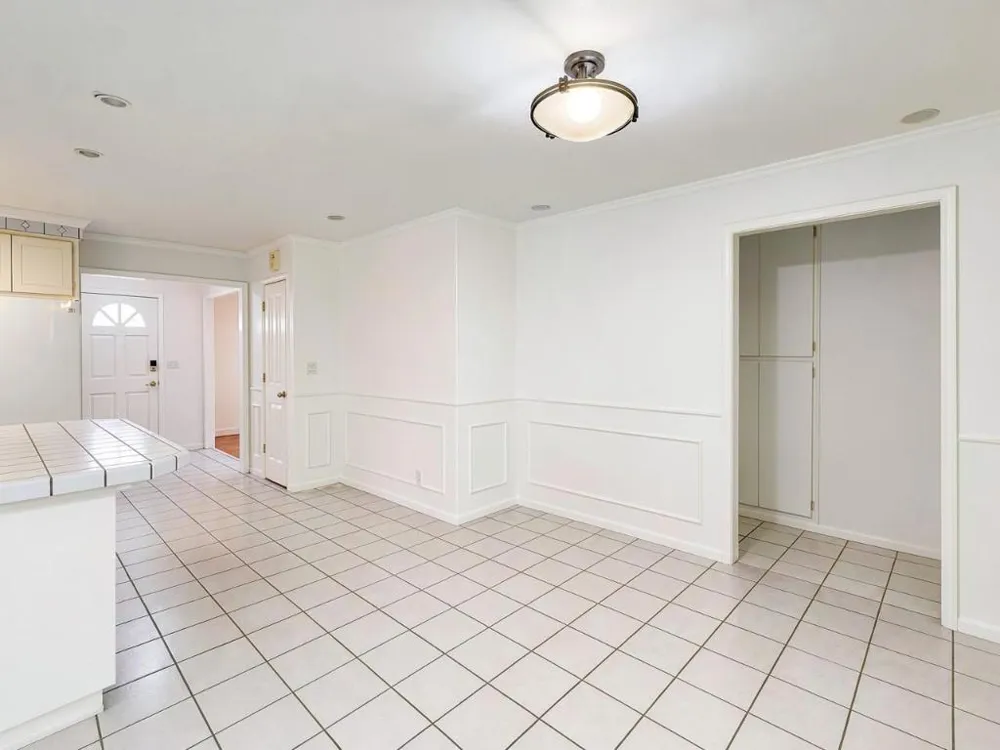 10 Chalon Circle Salinas, CA 93901