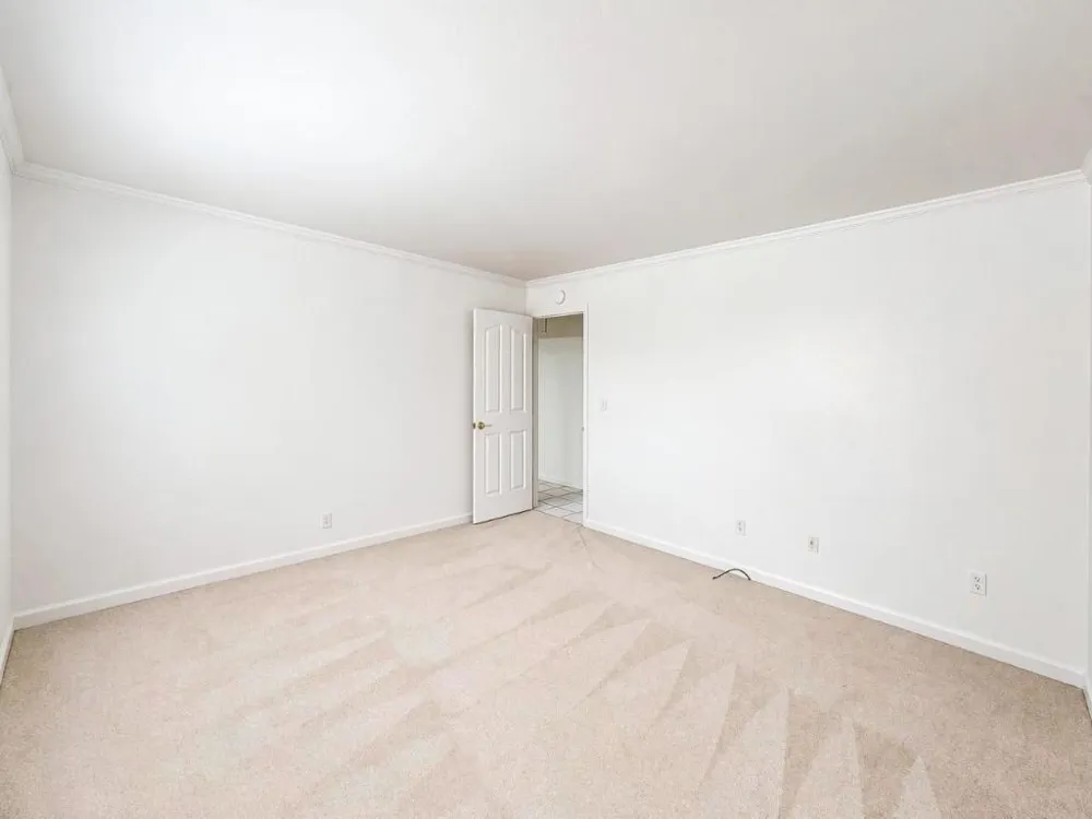 10 Chalon Circle Salinas, CA 93901