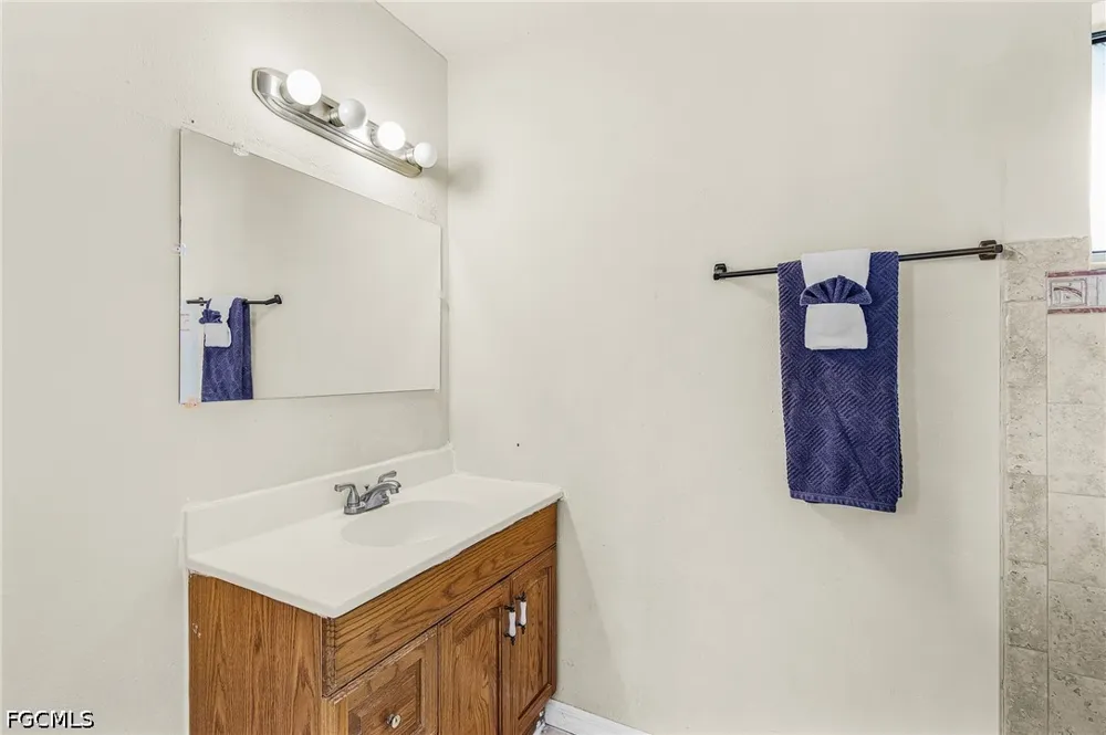 NE 7th Terrace Cape Coral, FL 33909