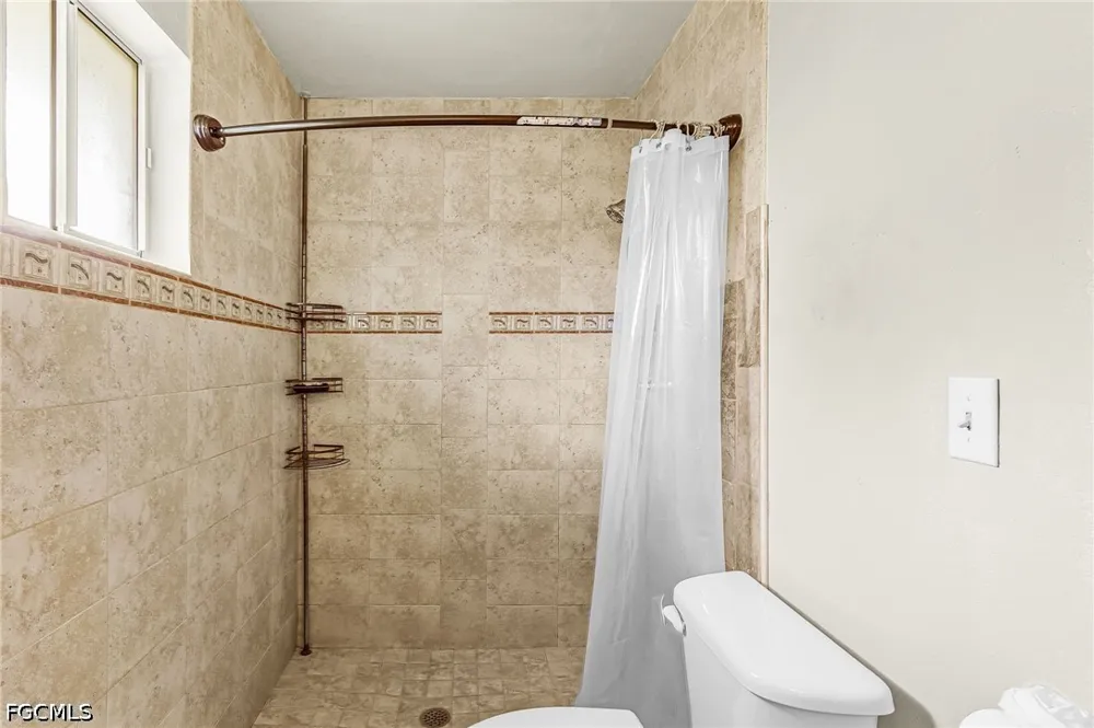 NE 7th Terrace Cape Coral, FL 33909