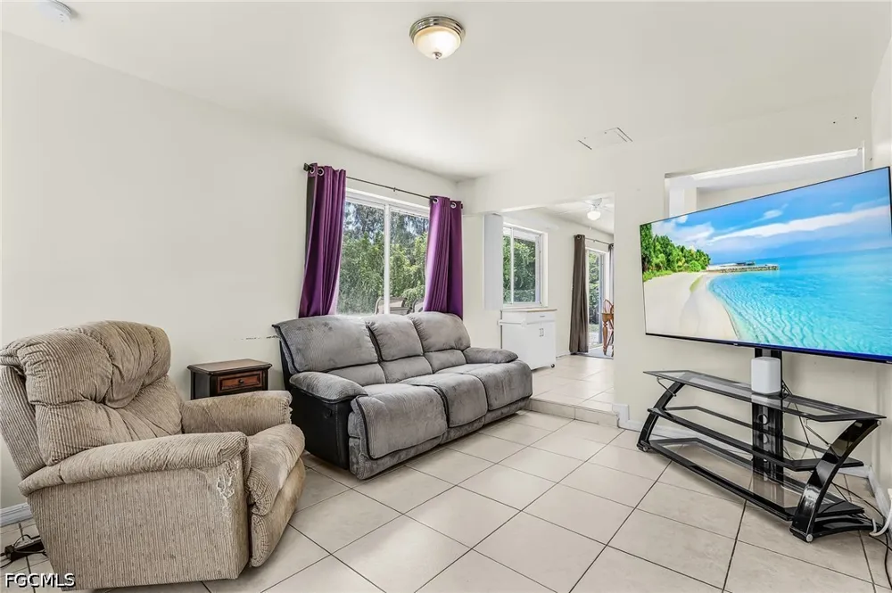 NE 7th Terrace Cape Coral, FL 33909