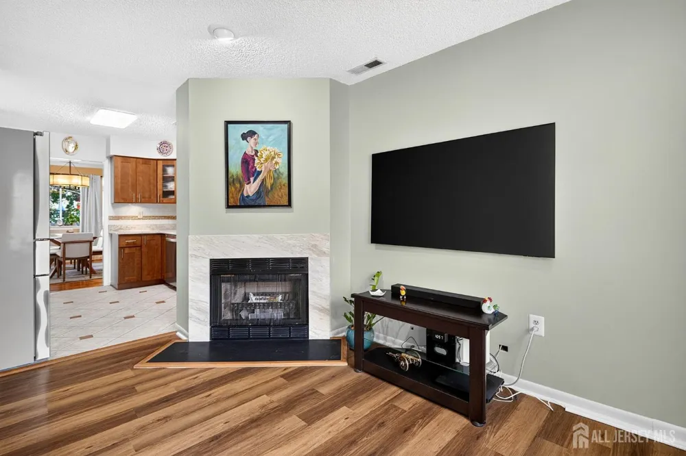 63 Thoreau Drive Plainsboro, NJ 08536