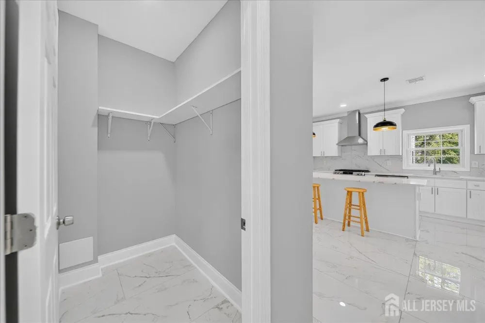 22 Mary Ellen Drive Edison, NJ 08820