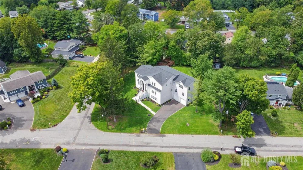 22 Mary Ellen Drive Edison, NJ 08820
