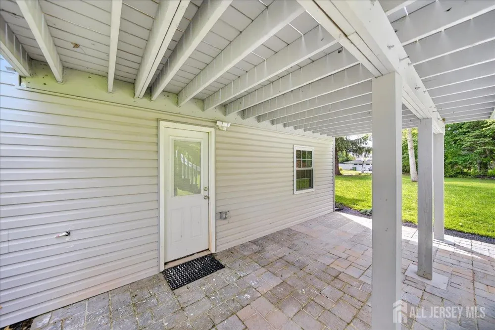 22 Mary Ellen Drive Edison, NJ 08820