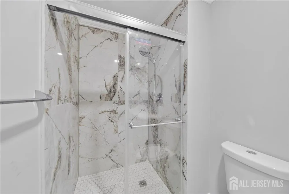 22 Mary Ellen Drive Edison, NJ 08820
