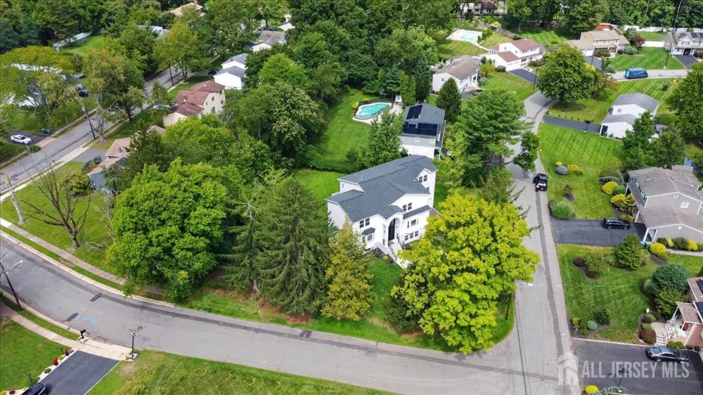 22 Mary Ellen Drive Edison, NJ 08820