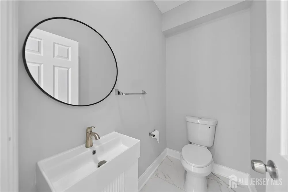22 Mary Ellen Drive Edison, NJ 08820