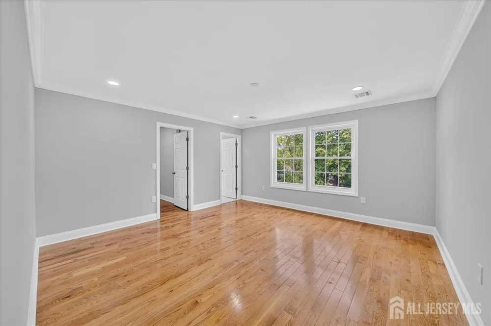 22 Mary Ellen Drive Edison, NJ 08820