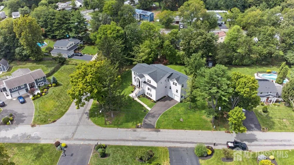 22 Mary Ellen Drive Edison, NJ 08820