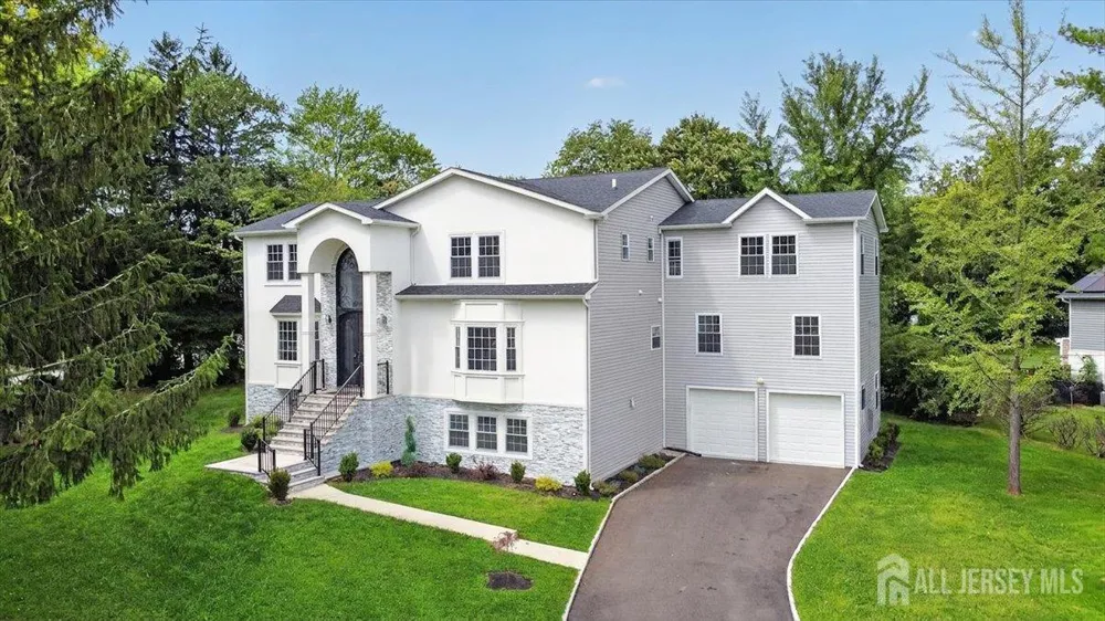 22 Mary Ellen Drive Edison, NJ 08820