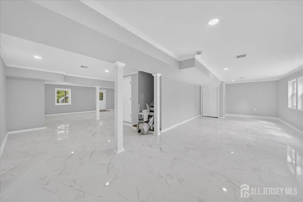 22 Mary Ellen Drive Edison, NJ 08820